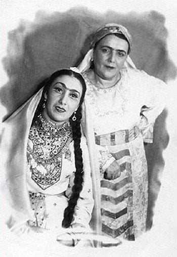 Leyli - R.Muradova, Leylinin anası - Y.Kələntərli