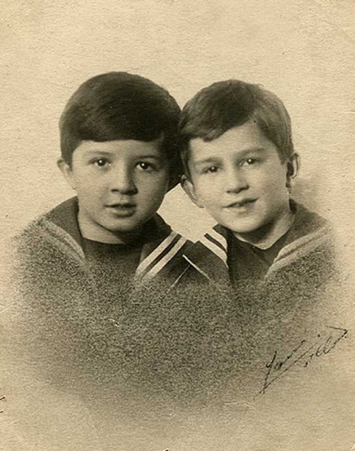 Ceyhun Hacıbəyovun oğlanları - Ceyhun və Timurçin.